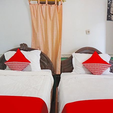 Oyo 90369 An Nur Family Homestay Syariah Cigombong Ngoại thất bức ảnh