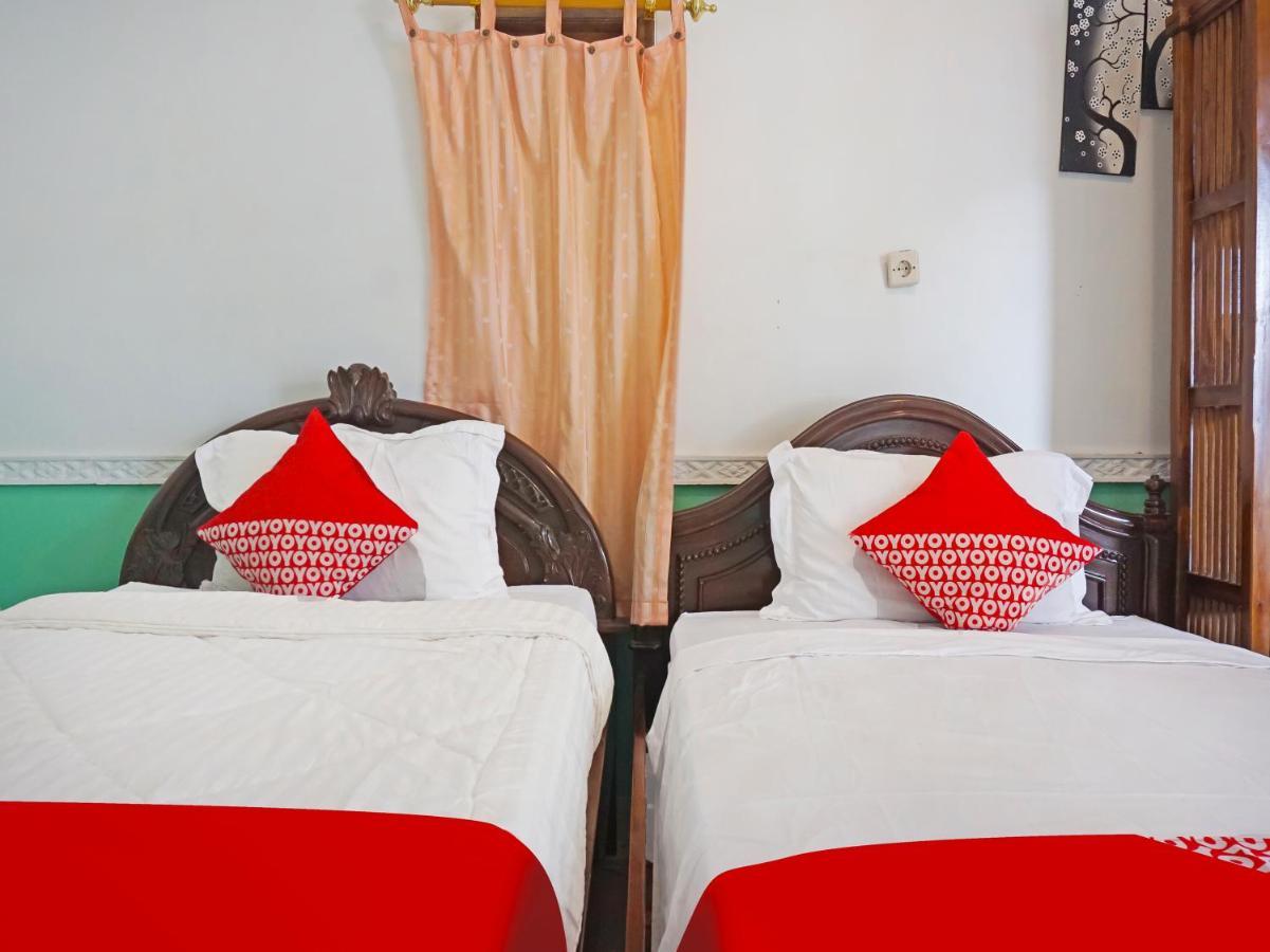 Oyo 90369 An Nur Family Homestay Syariah Cigombong Ngoại thất bức ảnh